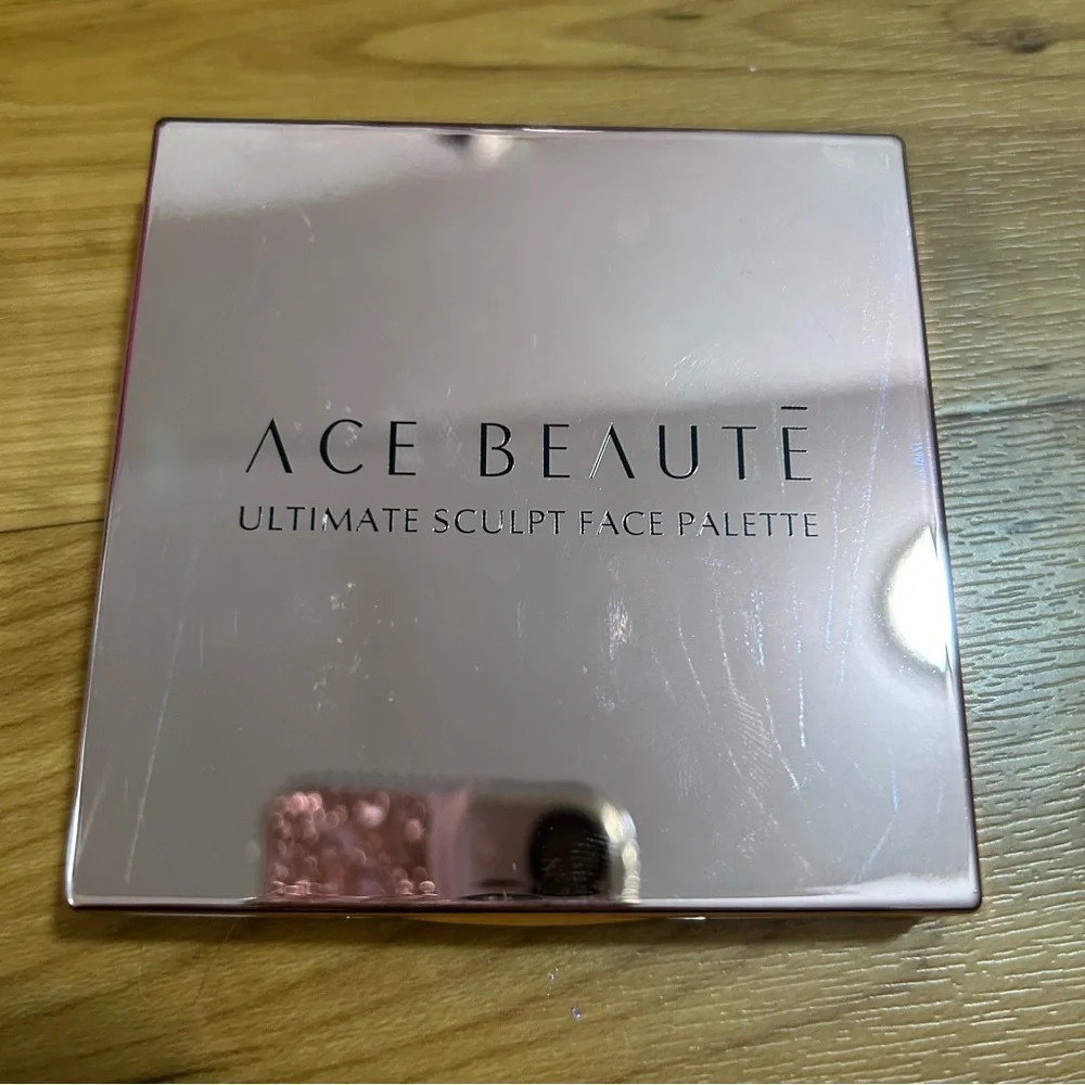 Ace Beaute Ultimate Sculpt Face Palette
